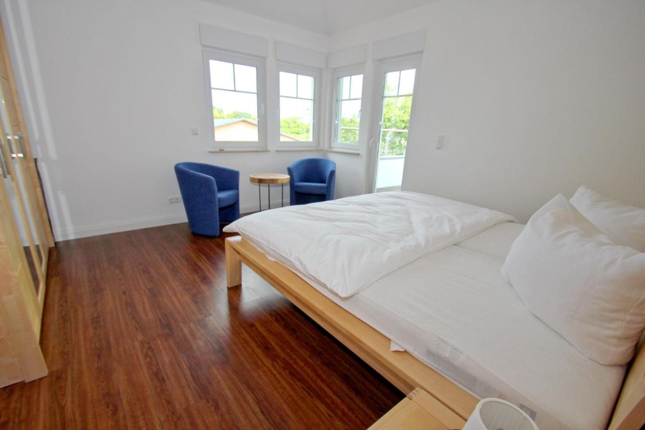 Hafennahe Penthousewohnung Mit Meerblick - Hafenresidenz Lauterbach Fewo 2-7 Extérieur photo